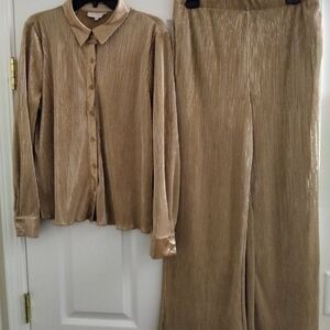 MELLODAY Gold Metallic Pleated Blouse & Wide-Leg Pants Set